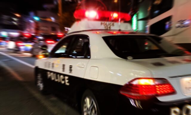 警察、通報、被害届、告訴状、刑事告訴、110番